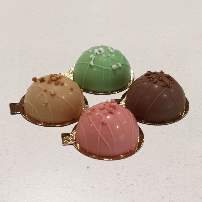 ASSORTED DOME